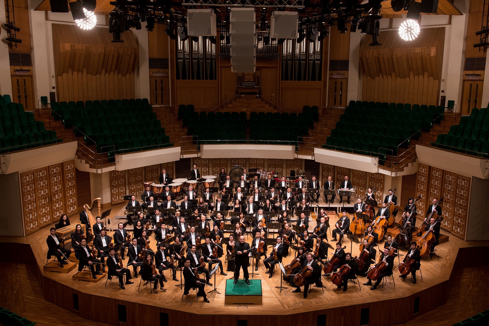 【文藝】悶壞了，本港最近有什麼好節(jié)目？