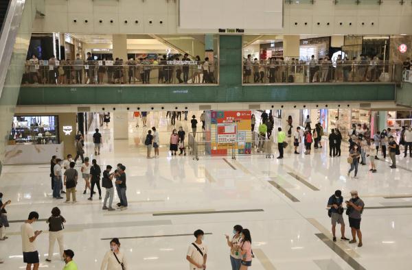 涉塗鴉新城市廣場 17歲女生認(rèn)罪候判