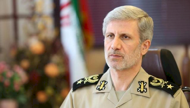 伊朗防長(zhǎng)表示已做好武器進(jìn)出口貿(mào)易準(zhǔn)備