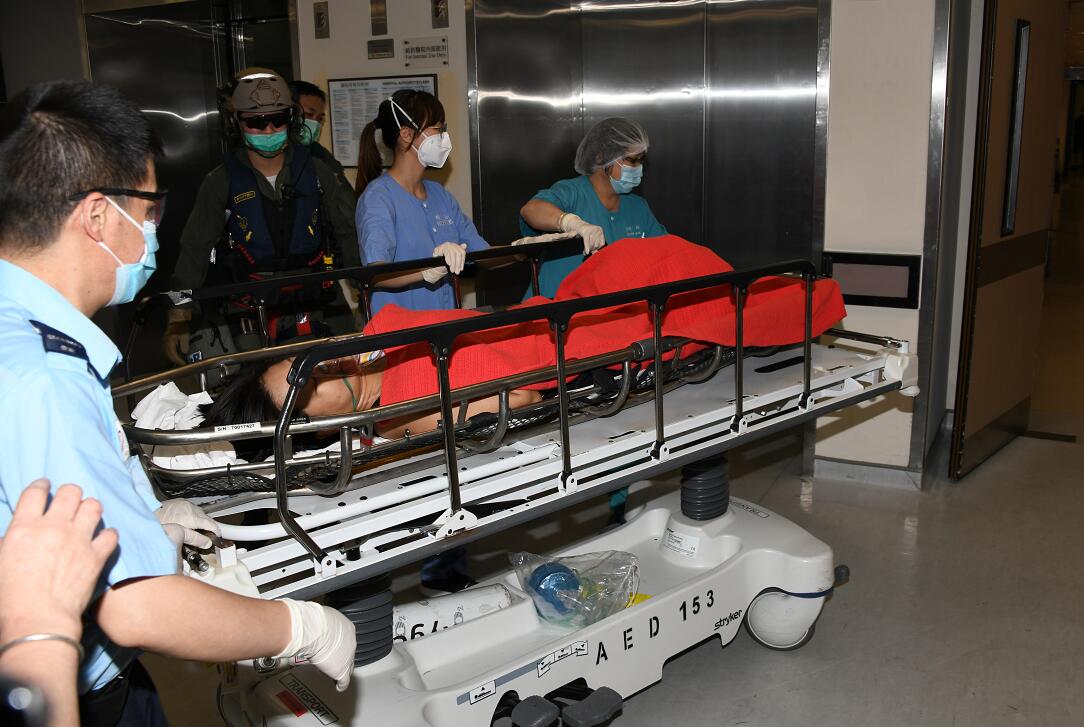 重陽節(jié)大批市民登高 3宗行山意外1死2傷