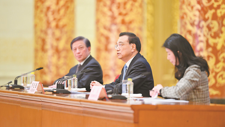 李克強談5.5%經(jīng)濟增長目標 高水平上的穩(wěn)實質是進