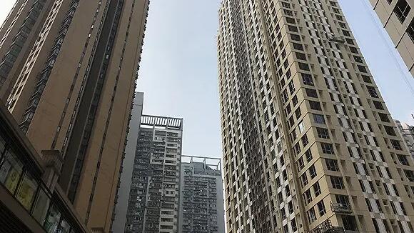 【深度報(bào)道】內(nèi)地民企財(cái)困拿地降溫 港資趁機(jī)北上抄底