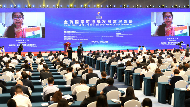 《金磚主席國(guó)產(chǎn)業(yè)合作福州倡議書(shū)》發(fā)布 籲務(wù)實(shí)合作促?gòu)?fù)蘇