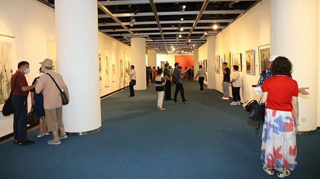 香港美術(shù)家書(shū)畫(huà)精品慶回歸 美協(xié)書(shū)畫(huà)文玩協(xié)會(huì)達(dá)成戰(zhàn)略合作提升香港文化競(jìng)爭(zhēng)力