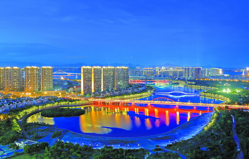 「金鑰匙」轉(zhuǎn)動「金磚」新機遇  廈門湖里區(qū)共簽約55個項目，投資總額近400億元