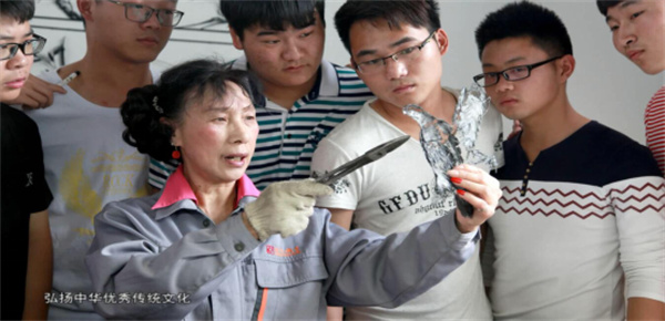 安徽機(jī)電職業(yè)技術(shù)學(xué)院力推勞動(dòng)教育 打造新模式構(gòu)建新格局