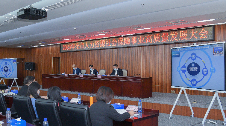 深圳去年就業(yè)規(guī)模超1234萬(wàn)人 城鎮(zhèn)新增就業(yè)18.21萬(wàn)人