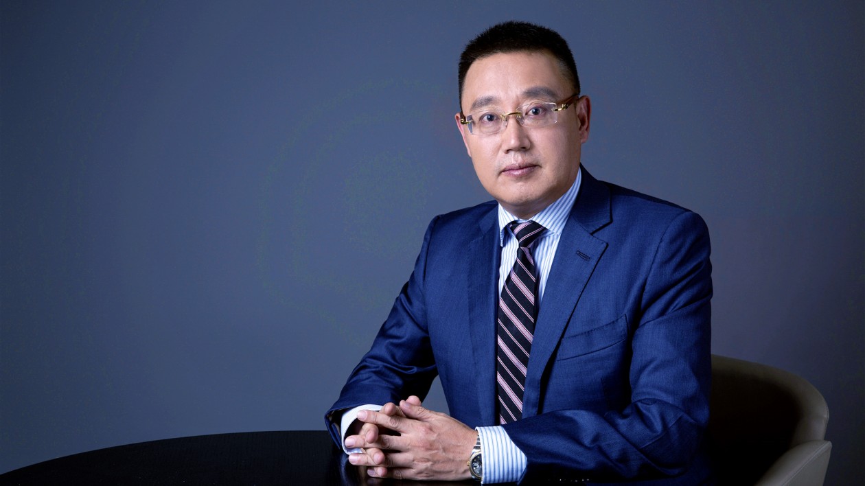 華潤雪花包攬多項(xiàng)大獎(jiǎng)  侯孝海榮獲「中國酒業(yè)30周年功勳人物」