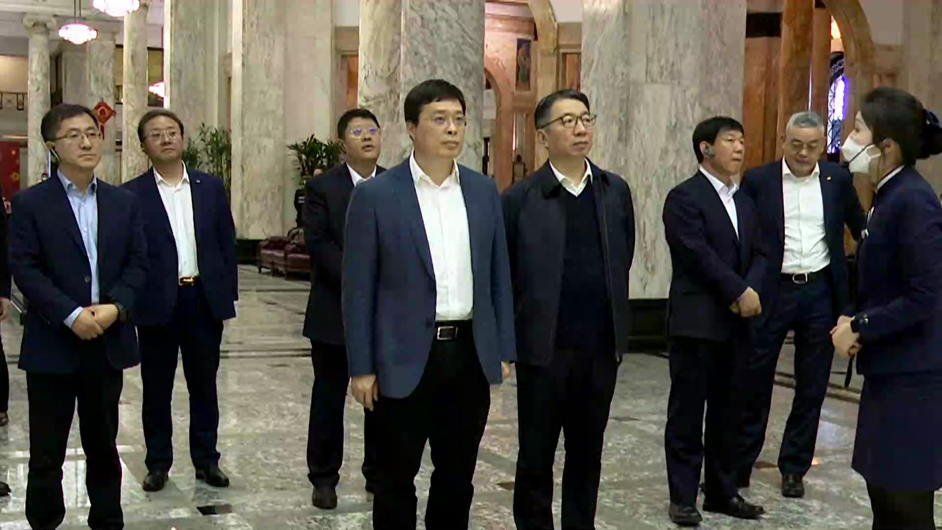 有片|山西省委常委、太原市委書記韋韜赴上海浦東發(fā)展銀行考察交流