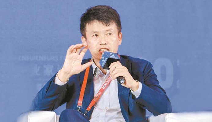 香港大學(xué)經(jīng)管學(xué)院院長、經(jīng)濟學(xué)講座教授蔡洪濱：賺快錢的時代過去了