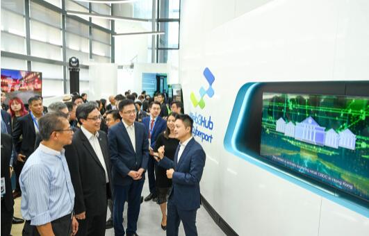 陳茂波：虛擬現(xiàn)實(shí)和數(shù)字娛樂蘊(yùn)含巨大新商機(jī) 香港正努力把握發(fā)展機(jī)遇