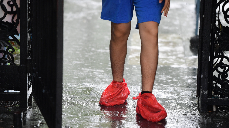 受颱風(fēng)「蘇拉」影響 深圳全市中小學(xué)及幼兒園開學(xué)時(shí)間推遲