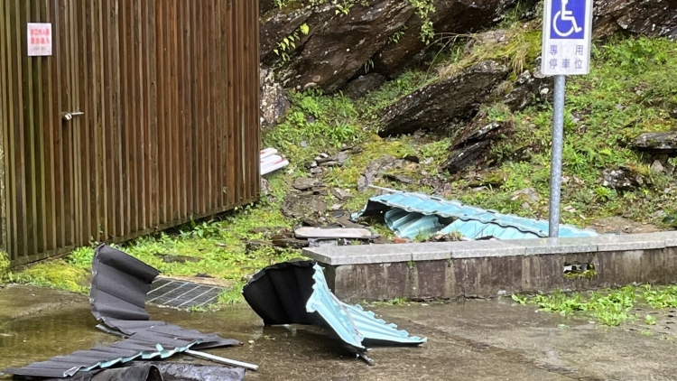 臺(tái)媒：「?？乖谂_(tái)灣已致78人受傷 超21萬(wàn)戶停電