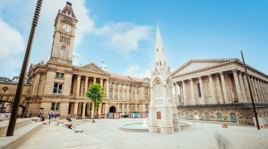 英國伯明翰市政府宣布破產(chǎn) 指責保守黨政府多年來資金不足