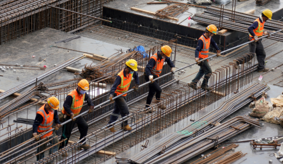 調(diào)查指逾六成受訪工友曾現(xiàn)中暑徵狀 團(tuán)體促重新檢討相關(guān)指引