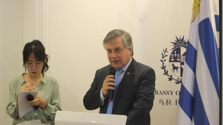 烏拉圭工業(yè)、能源和礦業(yè)部長：願與中方就可再生能源進行合作