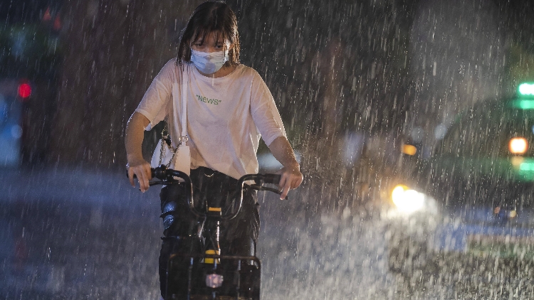 緊急提醒！深圳市三防辦提醒市民減少外出！