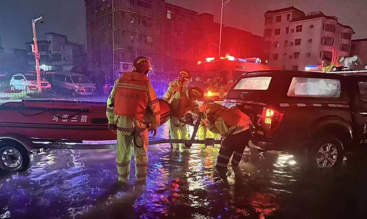 全力保障市民安全，坪山連夜行動(dòng)