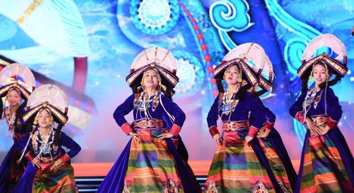 社會(huì)經(jīng)濟(jì)發(fā)展成果詮釋西藏民眾幸福生活