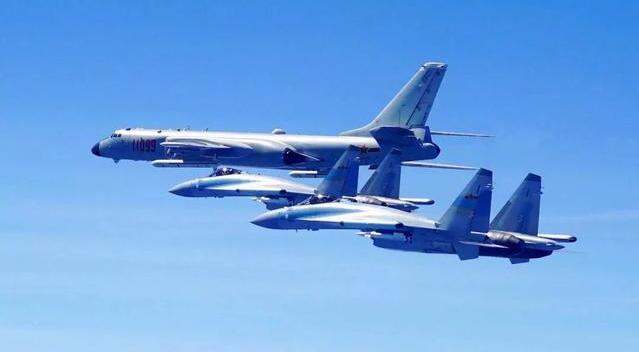 綜述：解放軍軍機(jī)繞臺(tái)現(xiàn)新模式 壓縮臺(tái)軍訓(xùn)練空域