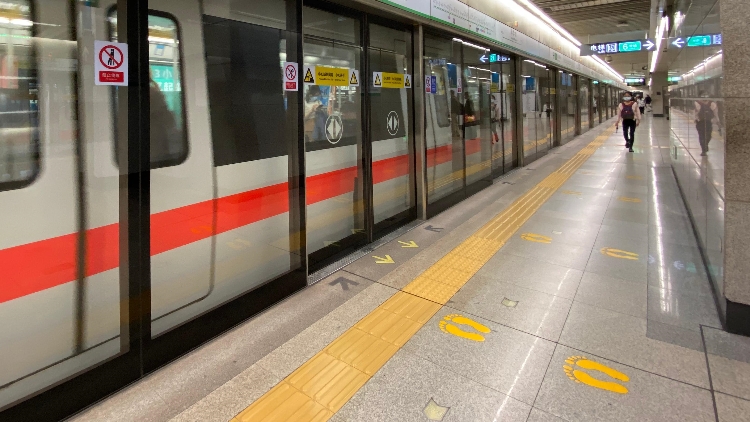 羅湖地鐵站恢復(fù)運(yùn)營(yíng)！