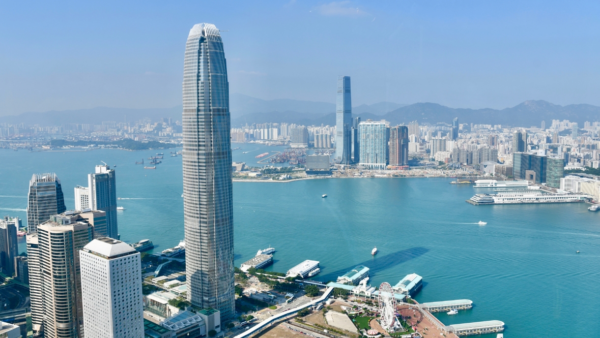 【鑪峰遠(yuǎn)眺】百年變局動(dòng)蕩多 維護(hù)國安莫鬆懈