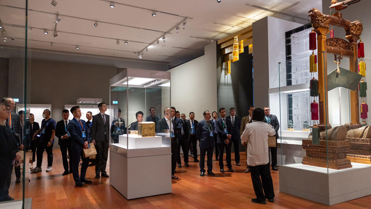 網(wǎng)絡(luò)警政國際論壇結(jié)束 與會(huì)嘉賓參觀香港故宮