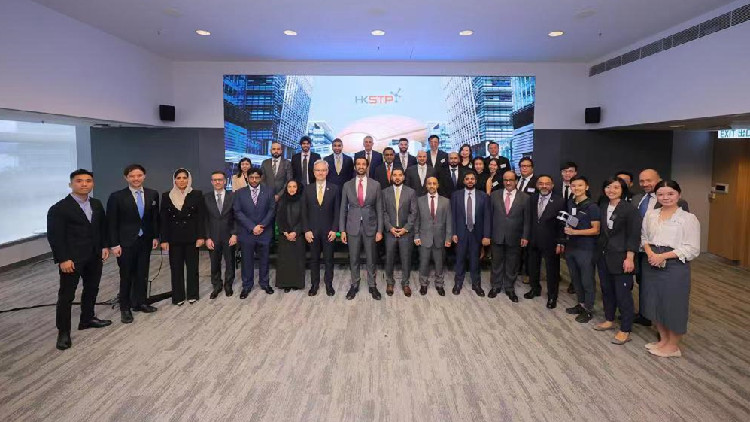 阿聯(lián)酋經(jīng)濟(jì)部長：香港是科技企業(yè)蓬勃發(fā)展的好地方 科技園公司聯(lián)繫阿港創(chuàng)科生態(tài)圈