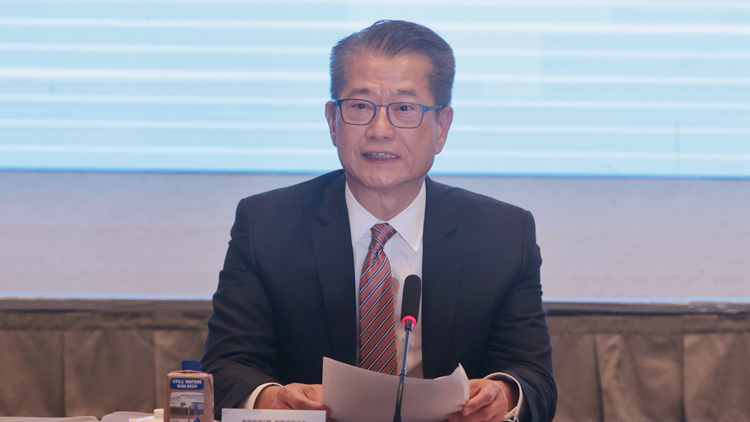 陳茂波明晚啓程訪問歐洲 將向當?shù)卣探缃榻B香港新優(yōu)勢及新商機