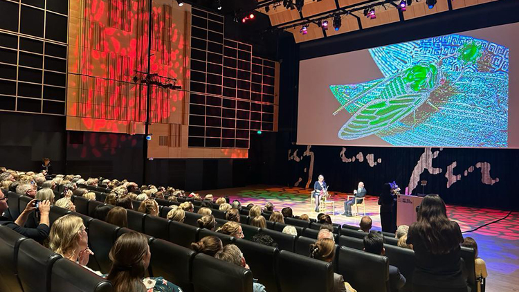 倫敦經(jīng)貿(mào)辦支持世界知名香港珠寶及雕塑藝術(shù)家在丹麥皇家圖書(shū)館講學(xué)