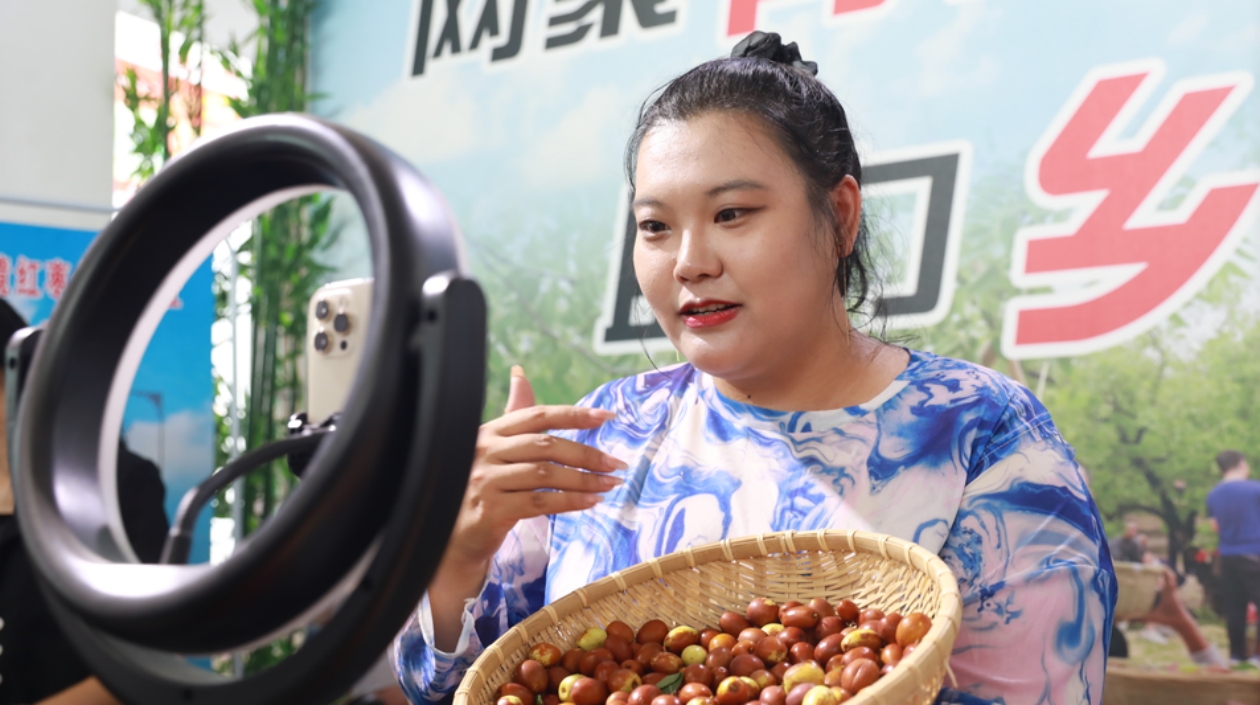 從賣(mài)小棗到賣(mài)品牌、賣(mài)旅遊、賣(mài)文化：山東樂(lè)陵打響小棗產(chǎn)業(yè)升級(jí)之戰(zhàn)