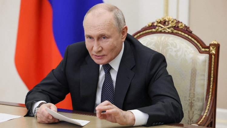 普京：今年俄經(jīng)濟(jì)有望增長(zhǎng)2.8%