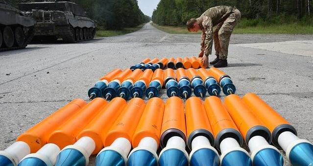 俄稱打擊烏軍貧鈾彈存放點(diǎn)等命中所有既定目標(biāo)