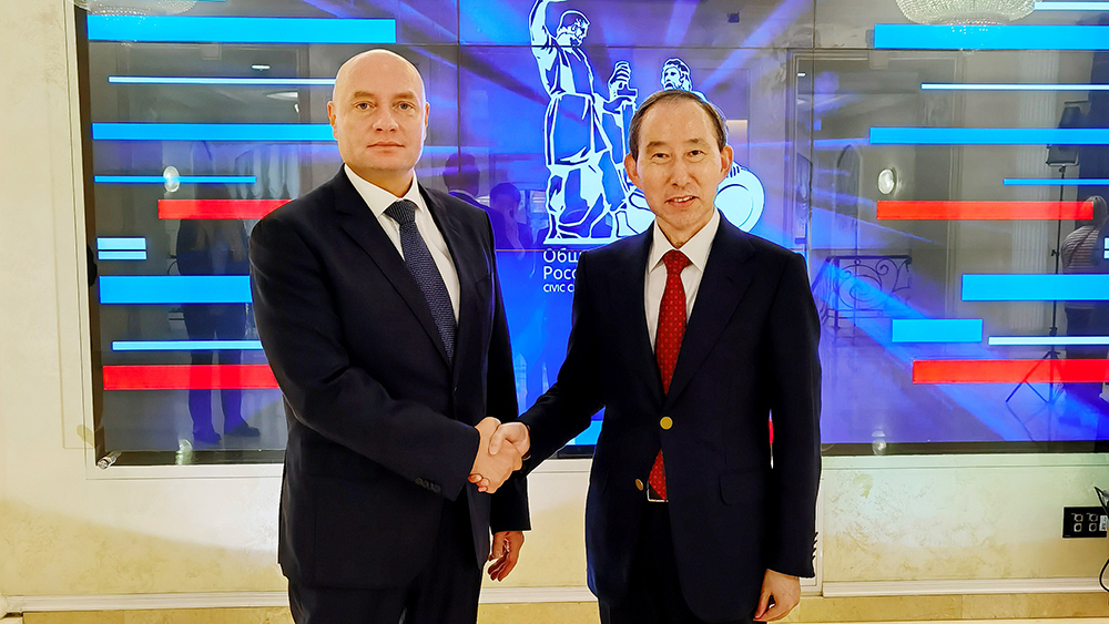 龍宇翔應(yīng)邀訪問(wèn)希臘、泰國(guó)、俄羅斯