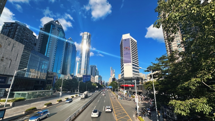 前十強(qiáng)深圳佔(zhàn)七席！38家深企躋身廣東民企百?gòu)?qiáng)