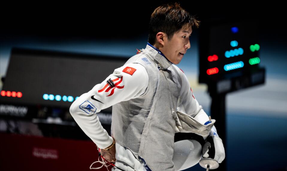 港隊亞運(yùn)直擊｜男子花劍個人賽小組賽 張家朗蔡俊彥4戰(zhàn)全勝晉級