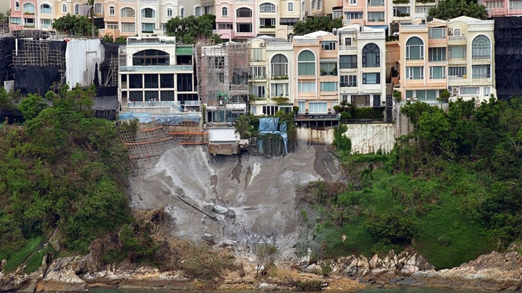 紅山半島再揭1間僭建 3間臨海獨(dú)立屋兩度無人應(yīng)門