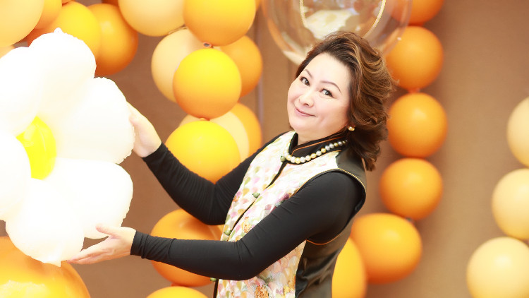 深圳市龍崗區(qū)時代學(xué)校董事長徐麗萍 以愛營商扶助基層兒童