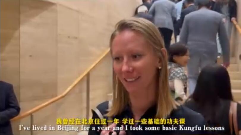 有片｜愛沙尼亞駐新加坡大使館副大使：以為是武術(shù)，沒想到是舞蹈