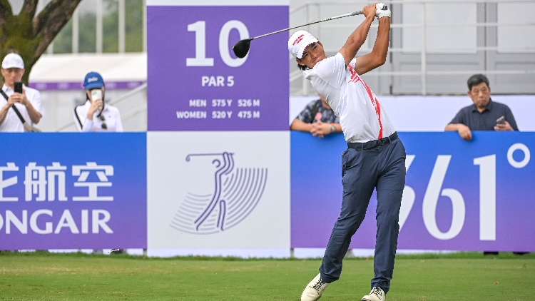 港隊(duì)亞運(yùn)直擊 | 男子高球許龍一排榜首明衝金