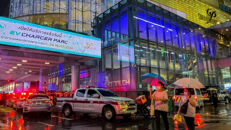 曼谷商場(chǎng)槍擊案致3死4傷 14歲槍手被捕