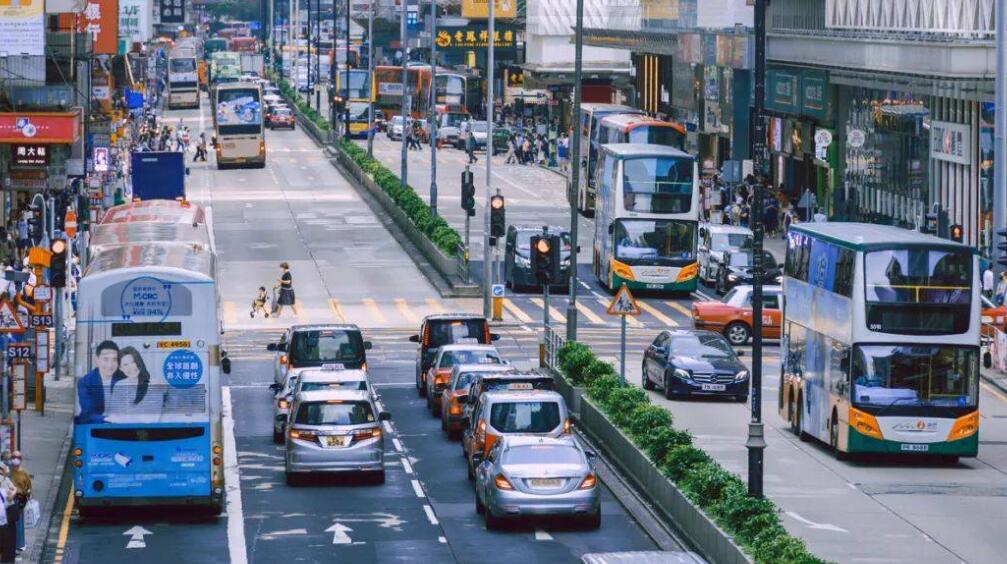 逾半香港專業(yè)人士考慮離港？湯文亮揭所謂「民調(diào)」真相