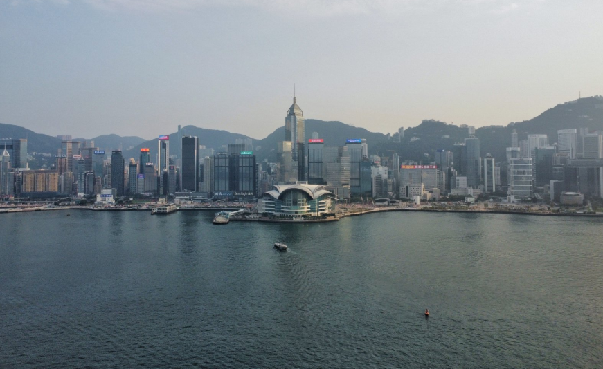 【持續(xù)更新】8號風球中午生效 多項賽事取消 部分學校停課