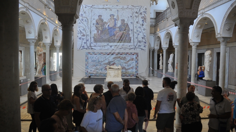 突尼斯對(duì)中國遊客實(shí)施免簽入境政策