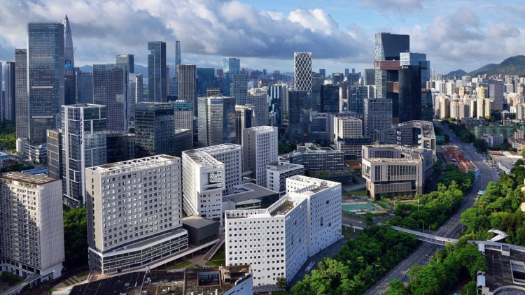 南山先行示範建設世界級創(chuàng)新型濱海中心城區(qū)：向海而興 南山「藍色」引擎動能澎湃