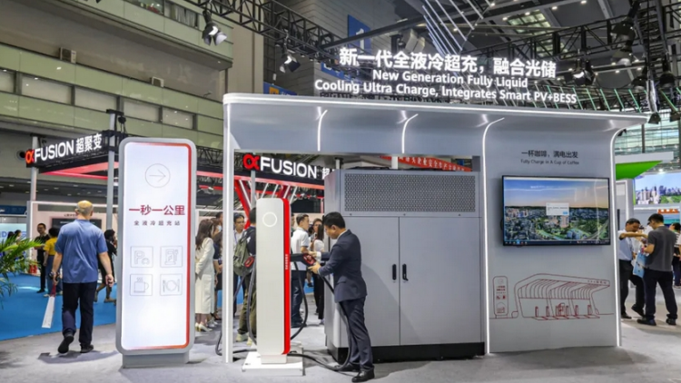 「一杯咖啡，滿電出發(fā)」！深圳加快建設(shè)世界一流「超充之城」