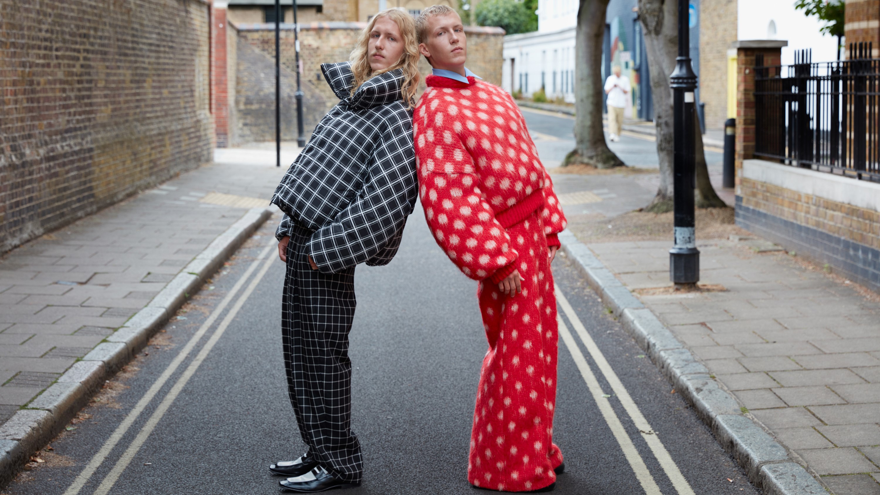 【時尚】時髦保暖！帶來視覺衝擊的秋冬限量聯(lián)名外套