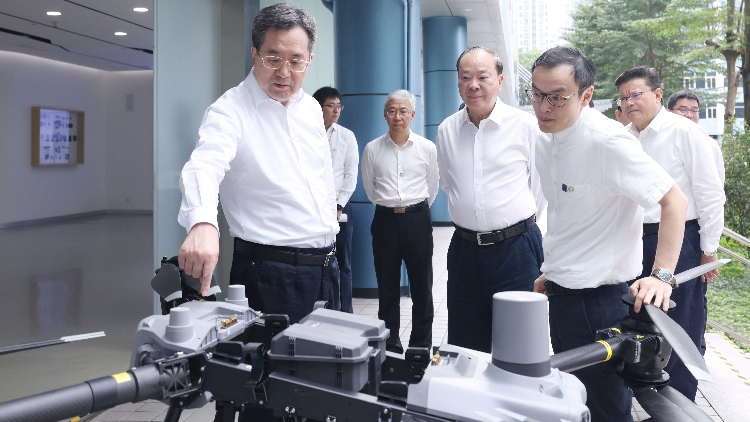 丁薛祥在深圳調(diào)研時強(qiáng)調(diào)  深入實施創(chuàng)新驅(qū)動發(fā)展戰(zhàn)略 塑造高質(zhì)量發(fā)展新動能新優(yōu)勢