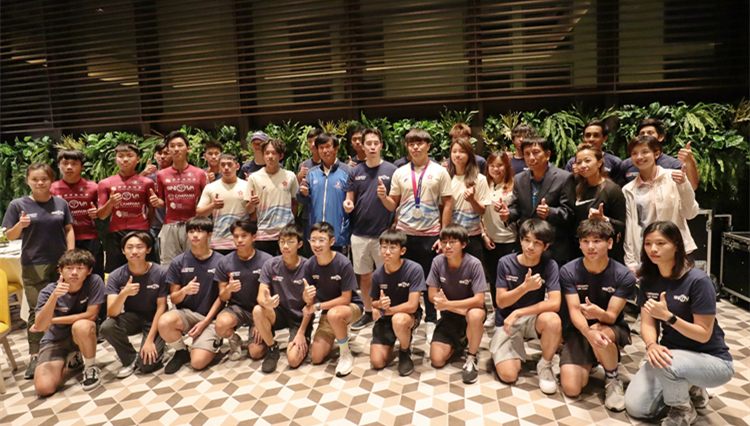 新地單車隊(duì)亞運(yùn)獲佳績(jī) 郭基煇「心滿意足」奬現(xiàn)金 加碼湊「仔」 冀為港爭(zhēng)光