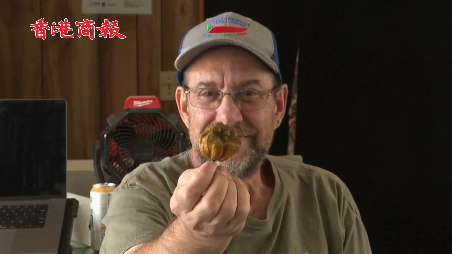 有片｜獲得健力士世界紀錄認證！美國一男子培育世界上最辣的辣椒